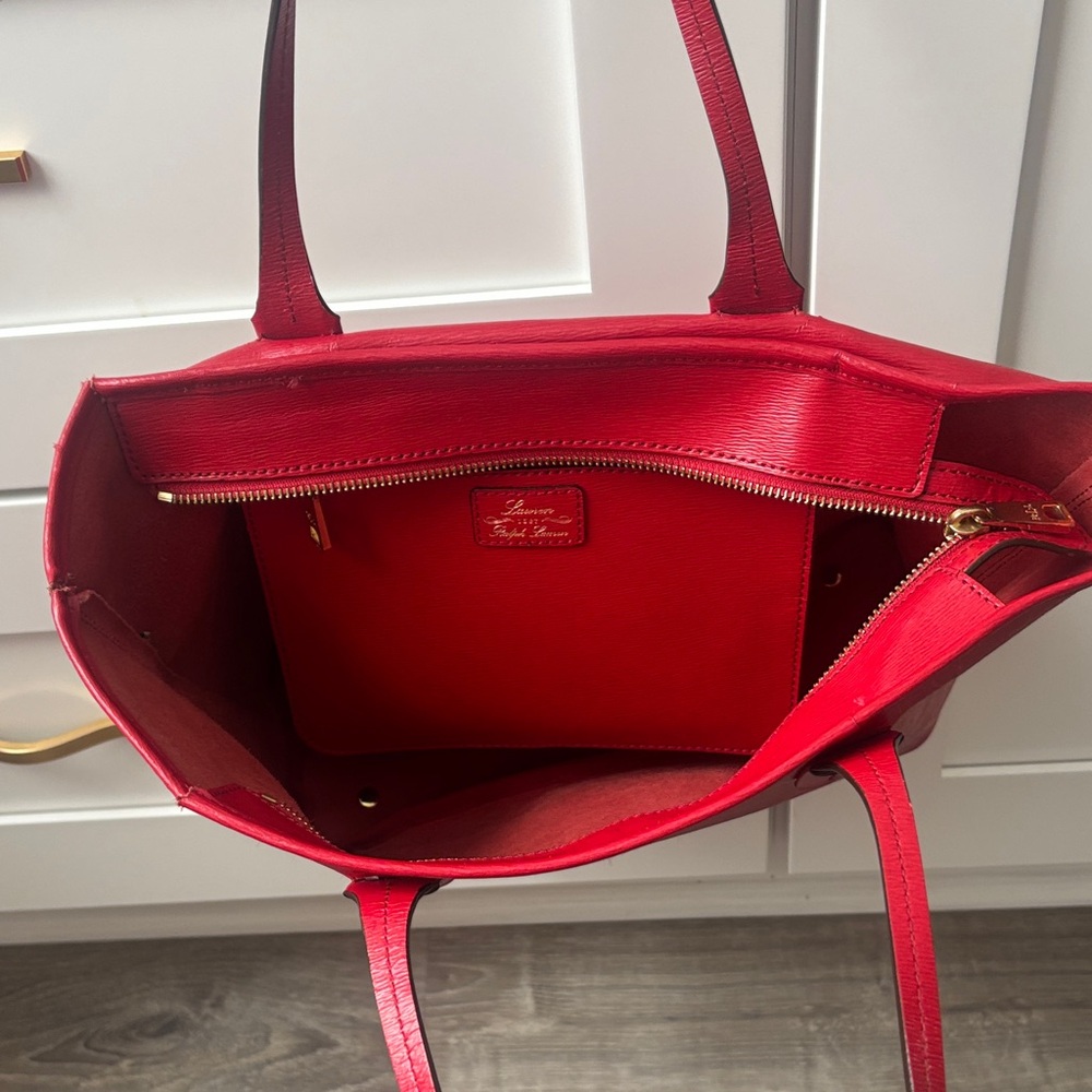 Ralph Lauren Red Leather purse - Picture 4 of 7